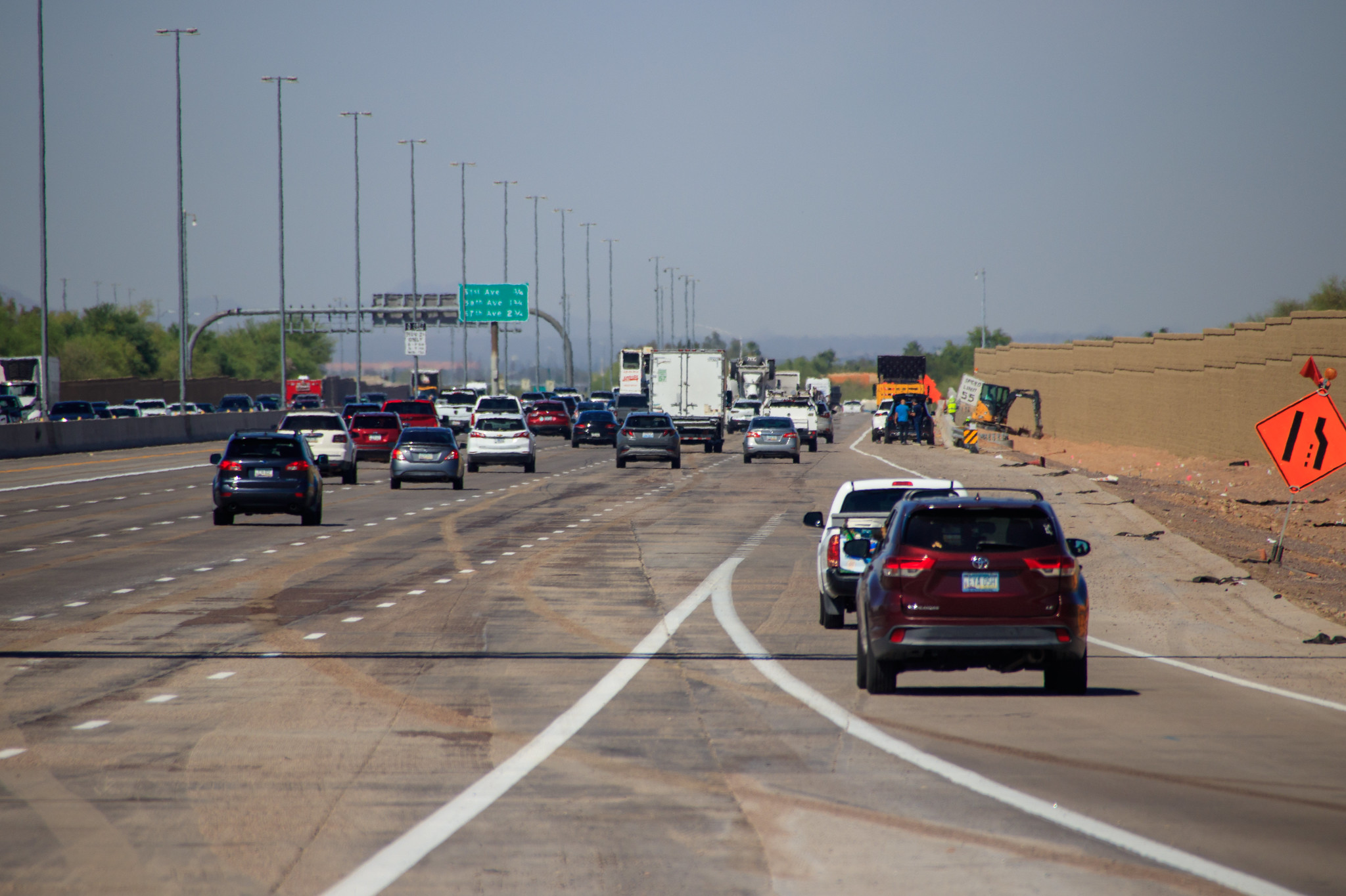 Sections of a new fourth general purpose lane now open along westbound Loop 101 (ADOT photo April '26)